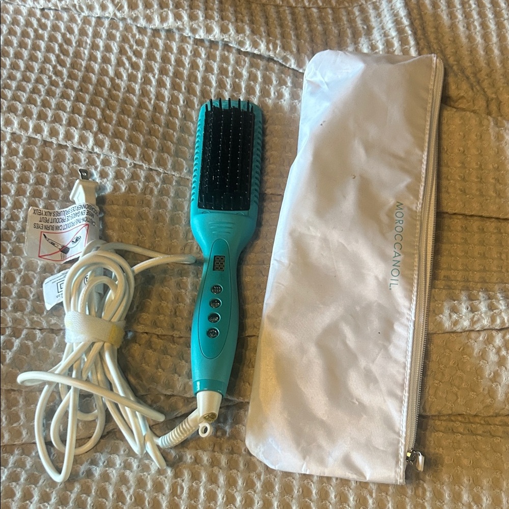 Moroccanoil Teal Hair Brush with White Pouch